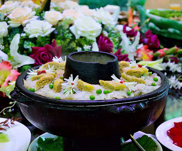 騰沖五星酒店承接大型會(huì)議