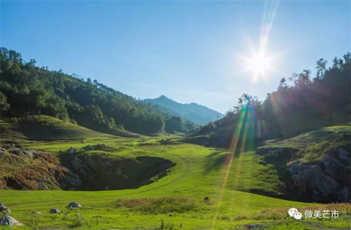 云南定制旅游：這幾條芒市自駕/騎行精品路線(xiàn)，此生必駕【附游玩攻略】